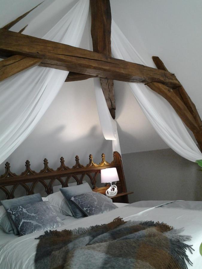 Le Manoir Des Roches Bed & Breakfast Bourré Exterior photo