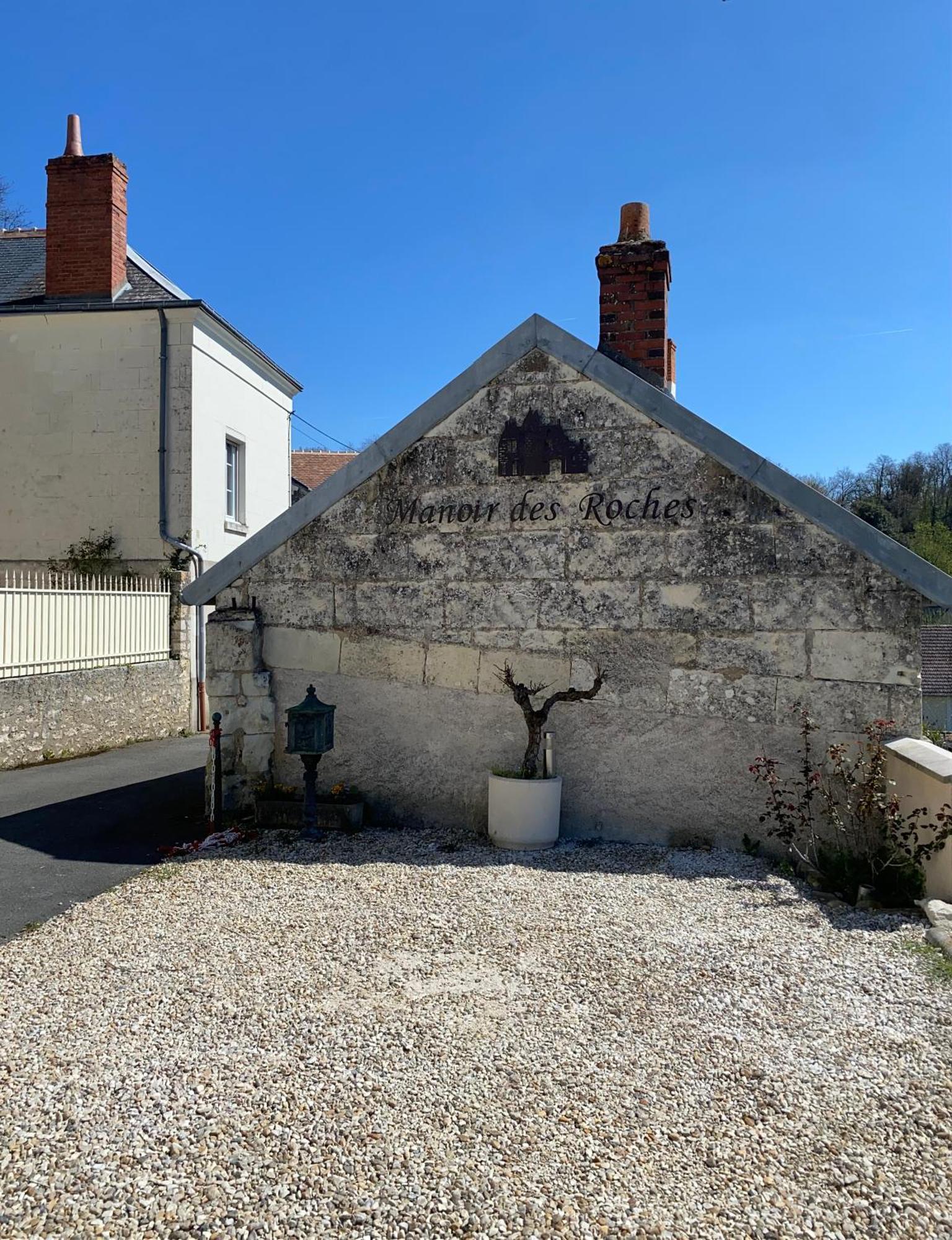 Le Manoir Des Roches Bed & Breakfast Bourré Exterior photo